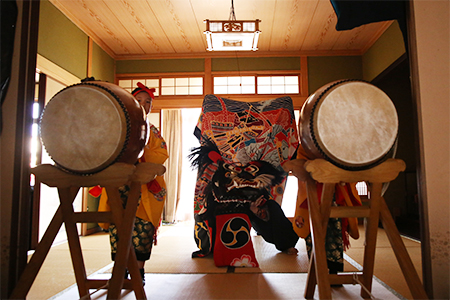 太鼓ぶち – 香川県の獅子舞 –
